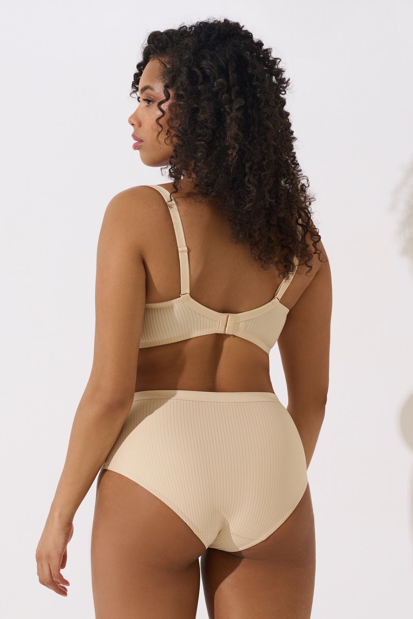 LAURATaille-slip2229122291VKvanilla__3