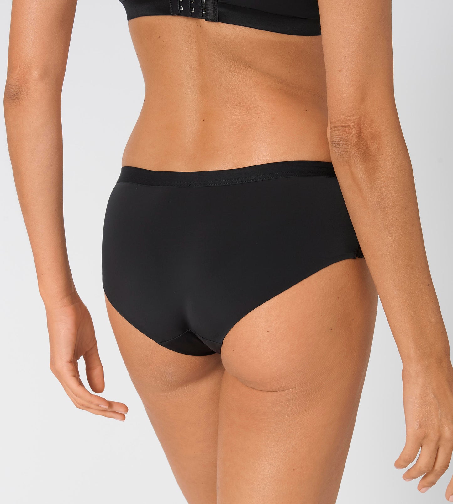 Aura Spotlight Maxi 10207997 0004 BLACK